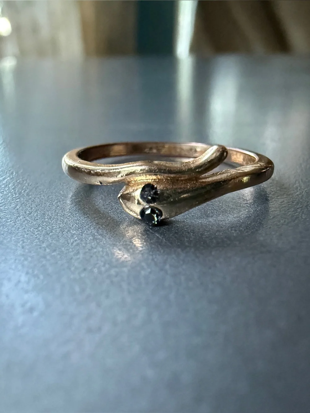 Gold Tone Minimalist Snake Wrap Ring Size 5
